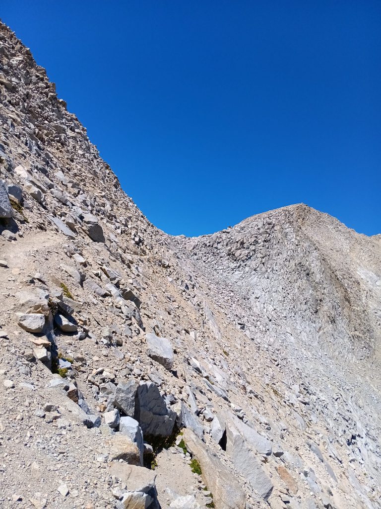 John Muir Trail Jour 22 : Le plus haut que j'ai jamais atteint, partie 3 (mile 157/211)