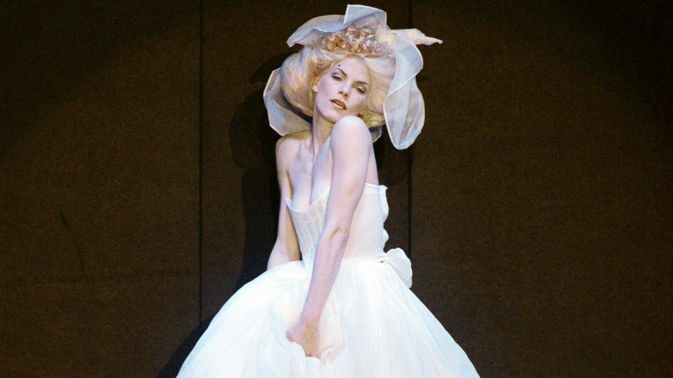 [Titre du site] Les marques de mode lancent des robes de mariée - Coveteur : Inside Closets, mode, beauté, santé et voyages