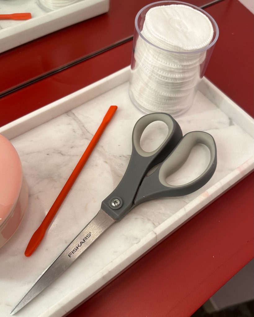 Les meilleurs outils de beauté sont en fait des fournitures scolaires