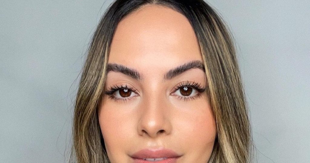 La maquilleuse Melissa Hernandez s'intéresse à mélanger les tendances et l'intemporalité