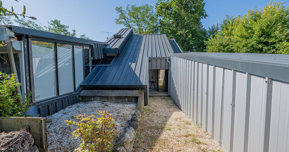 radical 'maison oblique' jean nouvel conçu à l'âge de 25 ans mis en vente