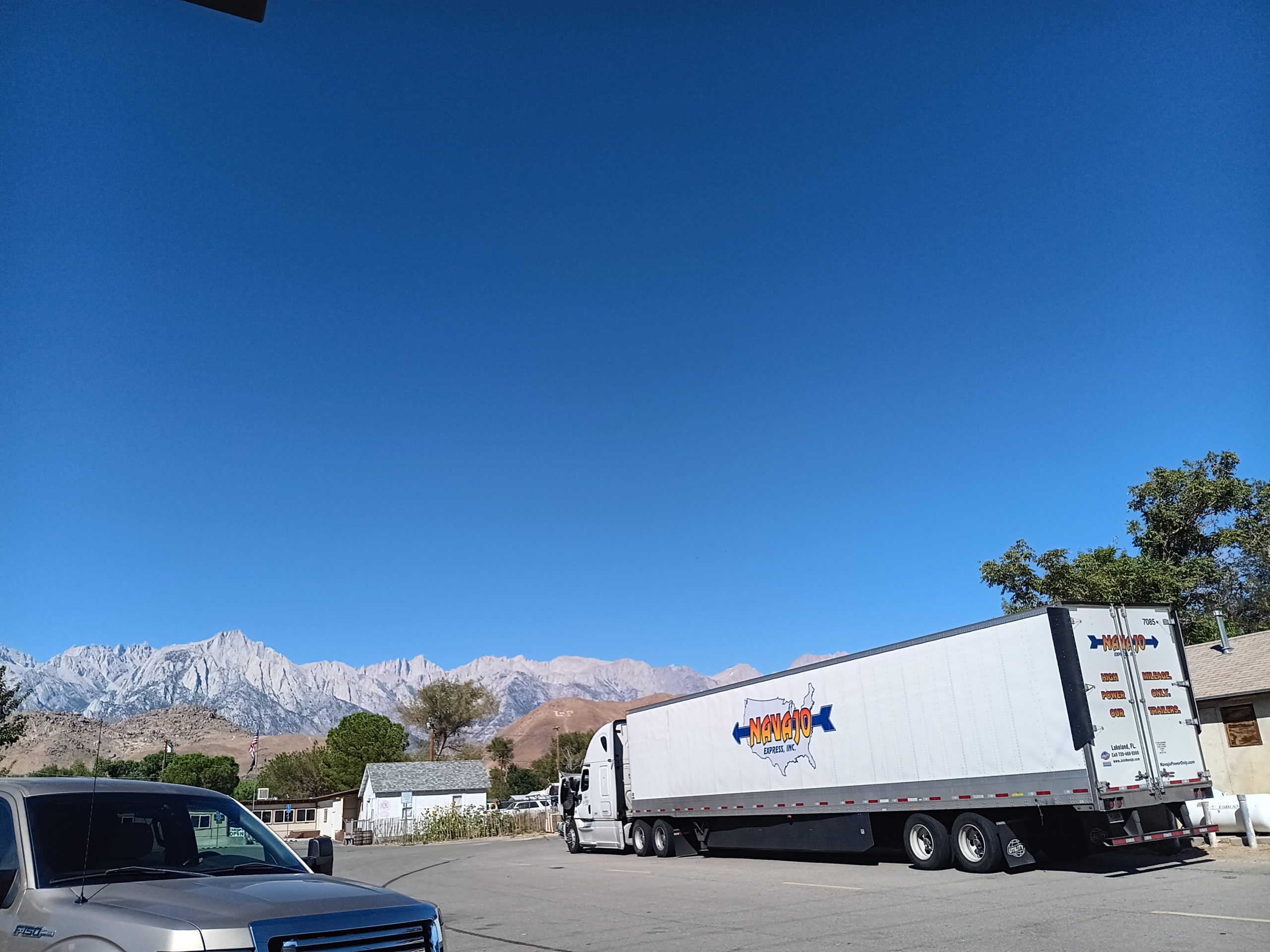 [Titre du site] Hors du JMT (vers Lone Pine, LAX, BTV, ADK)