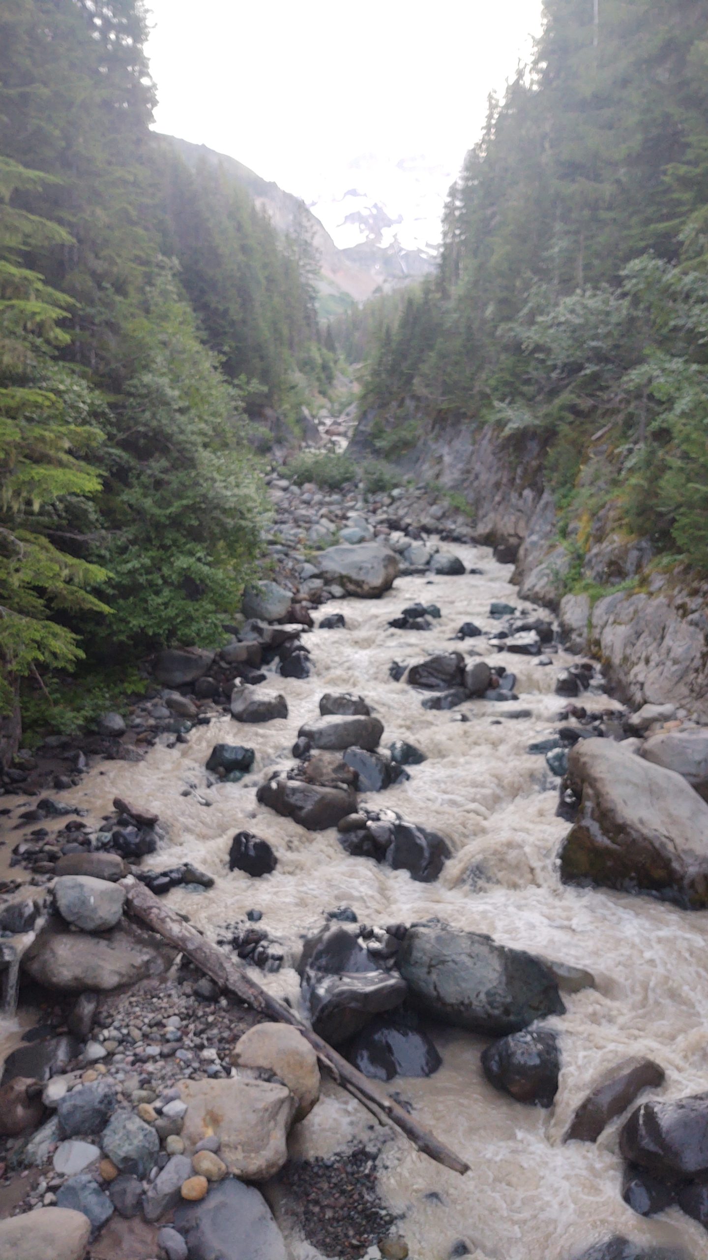 [Titre du site] Troisième jour au pays des merveilles - Le trek