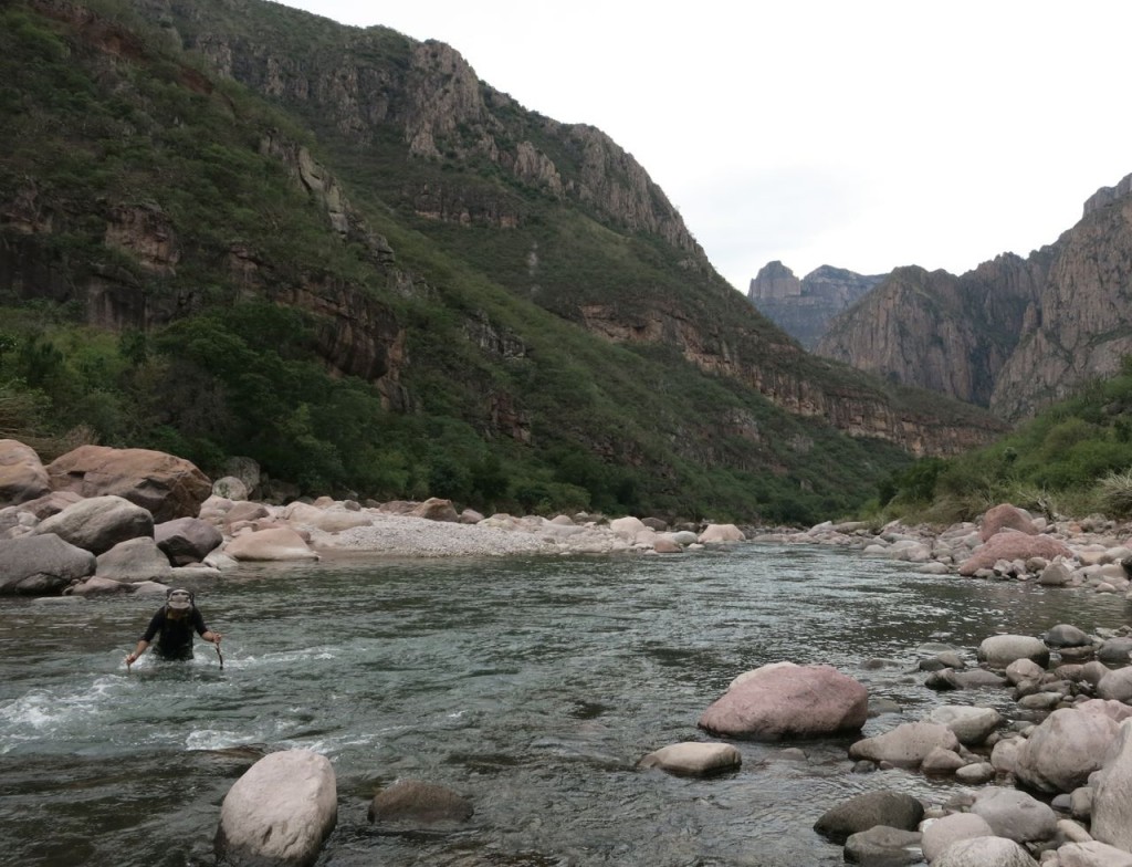 [Titre du site] 30 signes indiquant que vous transportez trop de choses dans votre sac à dos