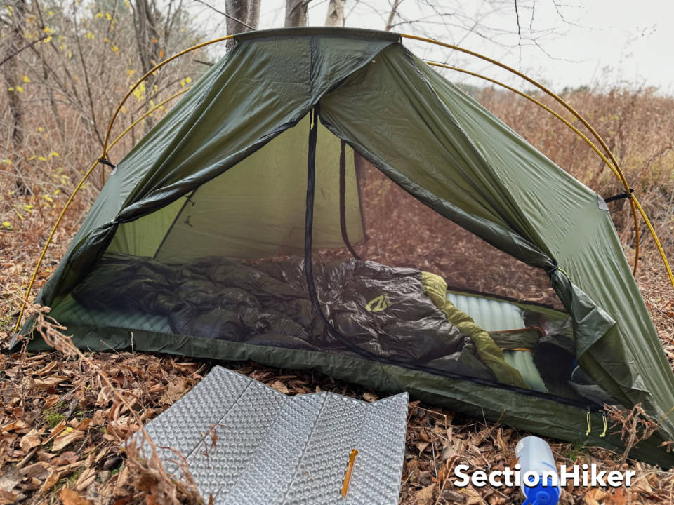 [Titre du site] Un examen plus approfondi de la tente Lunar Orbiter de Six Moon Designs