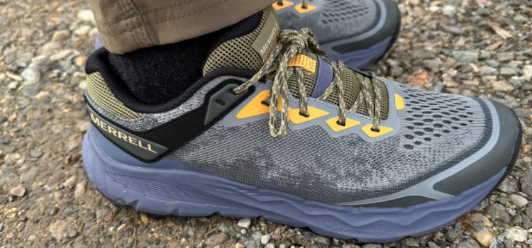 Merrell Nova 4 Trail Runners: Design léger et respirant SectionHiker.com