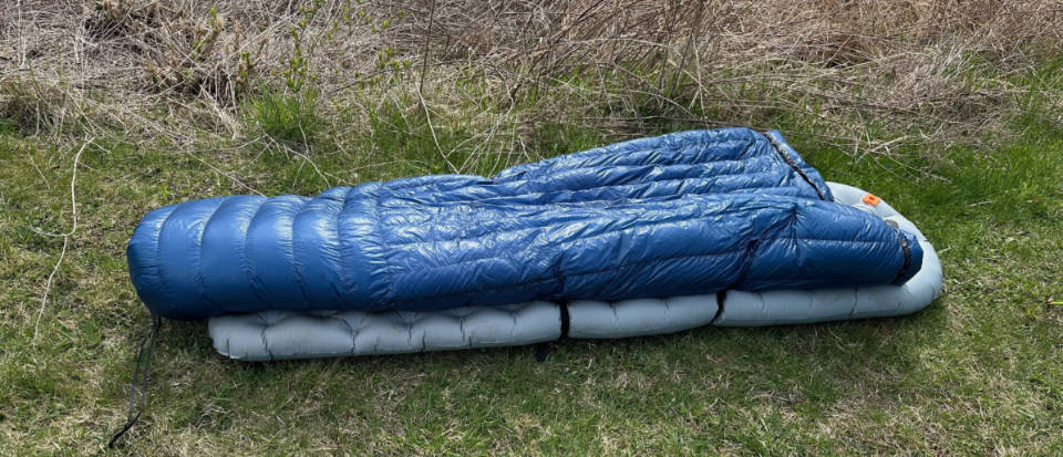 [Titre du site] Neve Gear Waratah Quilt: Isolation et Détails de conception