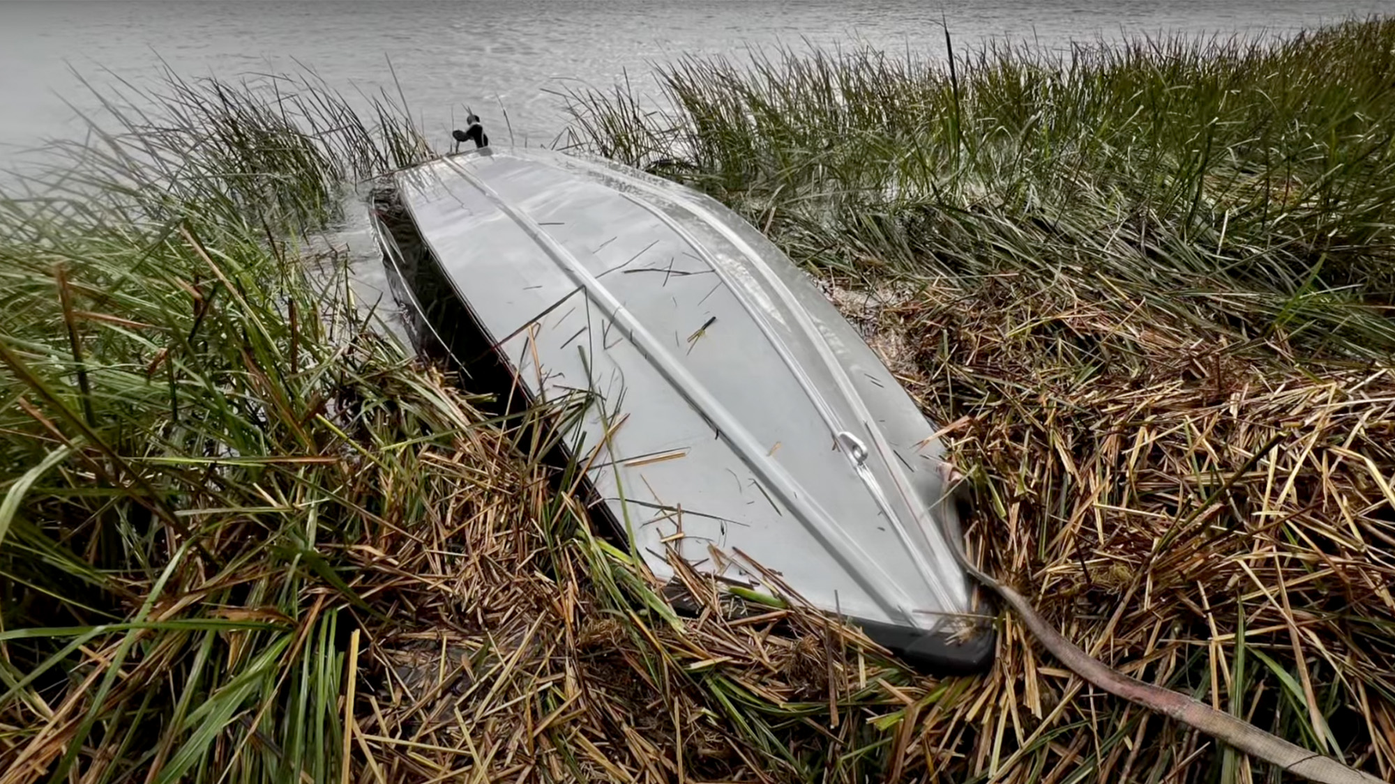 [Titre du site] J'ai pêché à travers une tornade - jusqu'à ce qu'elle retourne mon bateau