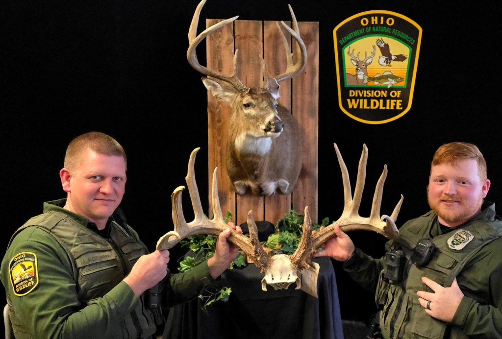 Les deux gardiens de jeu qui ont craqué le CJ Alexander Boaching Case pourra enfin raconter leur côté de l'histoire