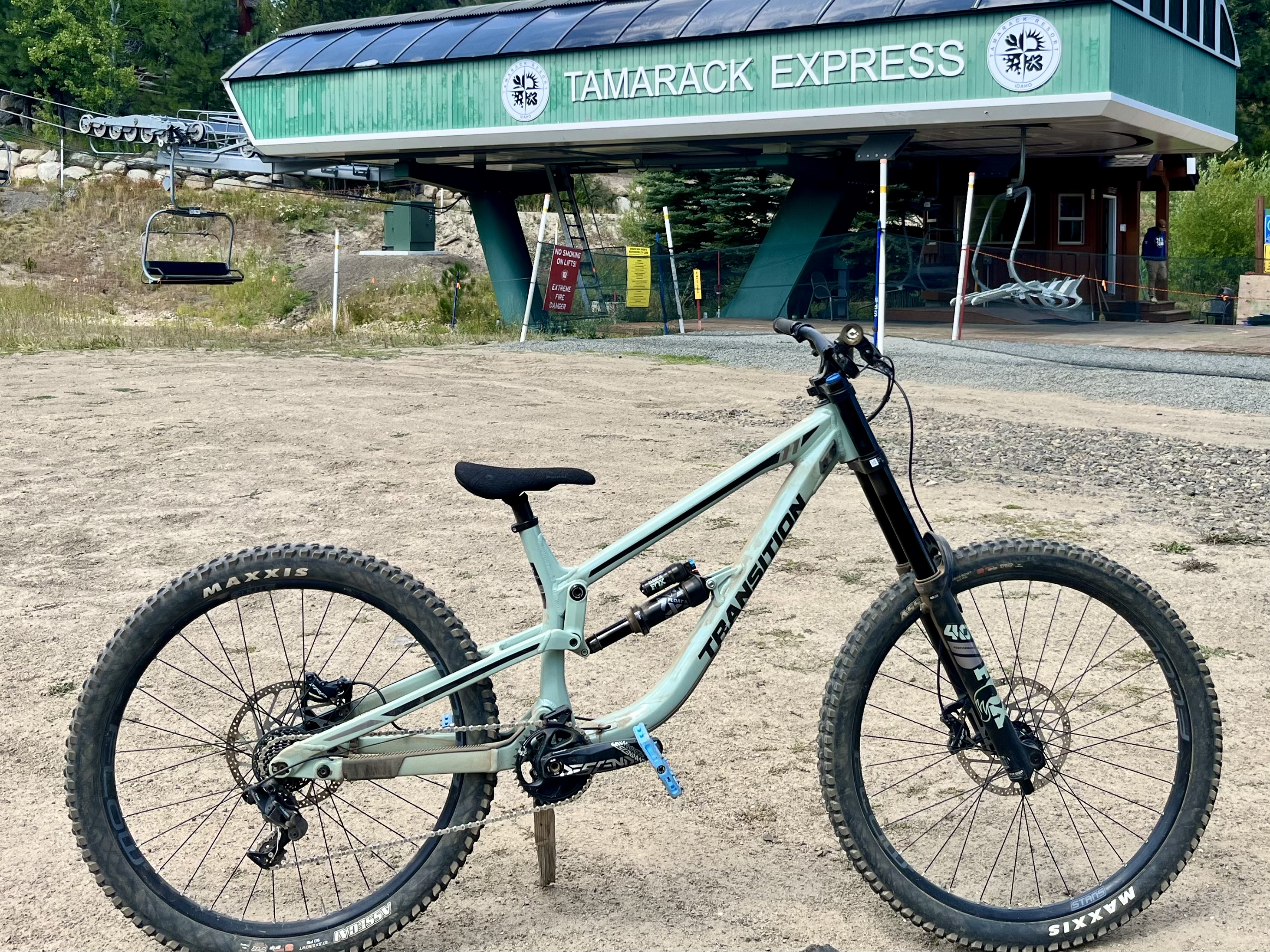 [Titre du site] Comment choisir un vélo de montagne pour votre style de conduite