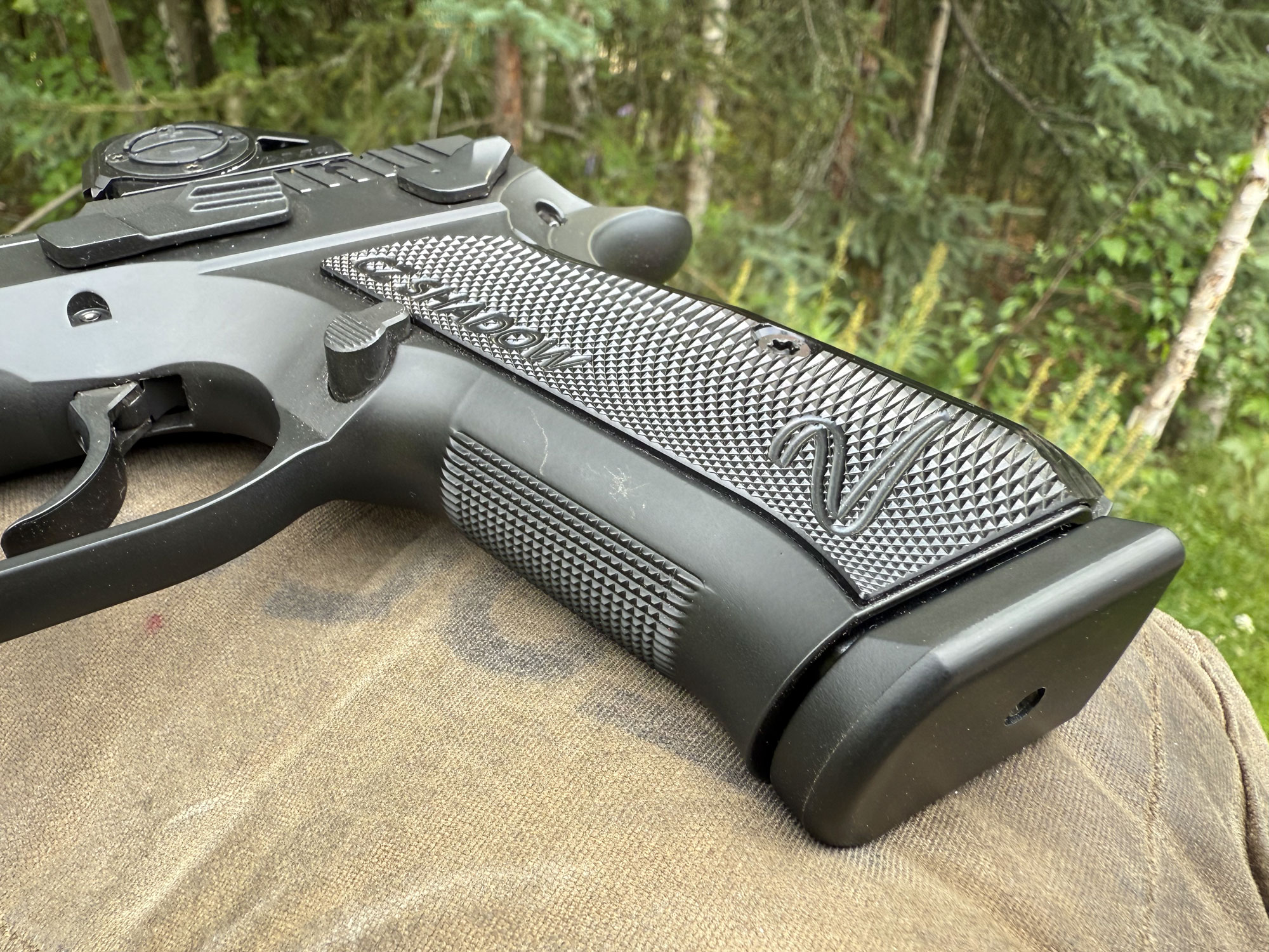 [Titre du site] Nous avons testé le CZ Shadow 2 Carry, votre prochain pistolet EDC