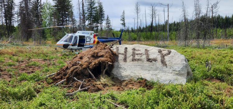 L’homme disparu trouvé dans le désert canadien après avoir griffonné de «l’aide» sur un abri de fortune L'homme disparu trouvé dans le désert canadien après avoir griffonné de «l'aide» sur un abri de fortune
