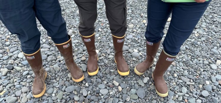 Slippers de l’Alaska: Xtratuf Legacy Rain Boots Review SectionHiker.com