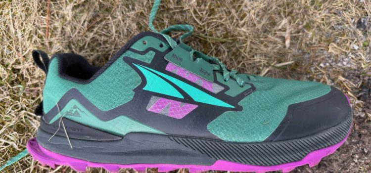 Coureurs de sentiers zéro-gouttes pour les randonneurs de plus de 60 ans Coureurs de sentiers zéro-gouttes pour les randonneurs de plus de 60 ans