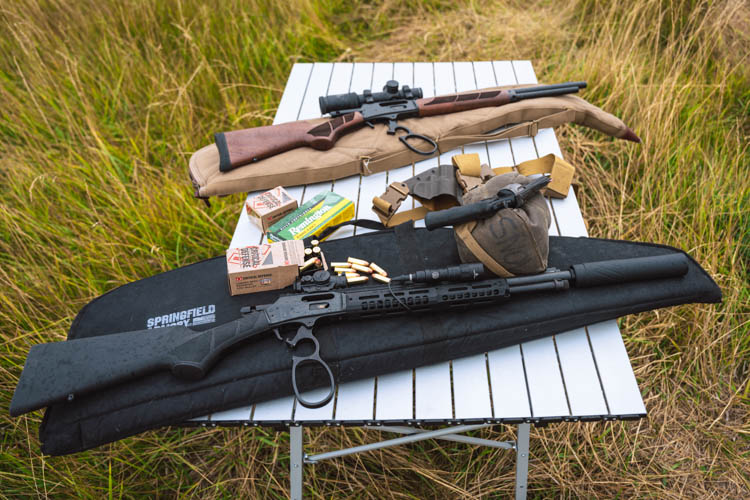 [Titre du site] .44 Magnum vs.45-70 Gov't: Lever Gun Shootout