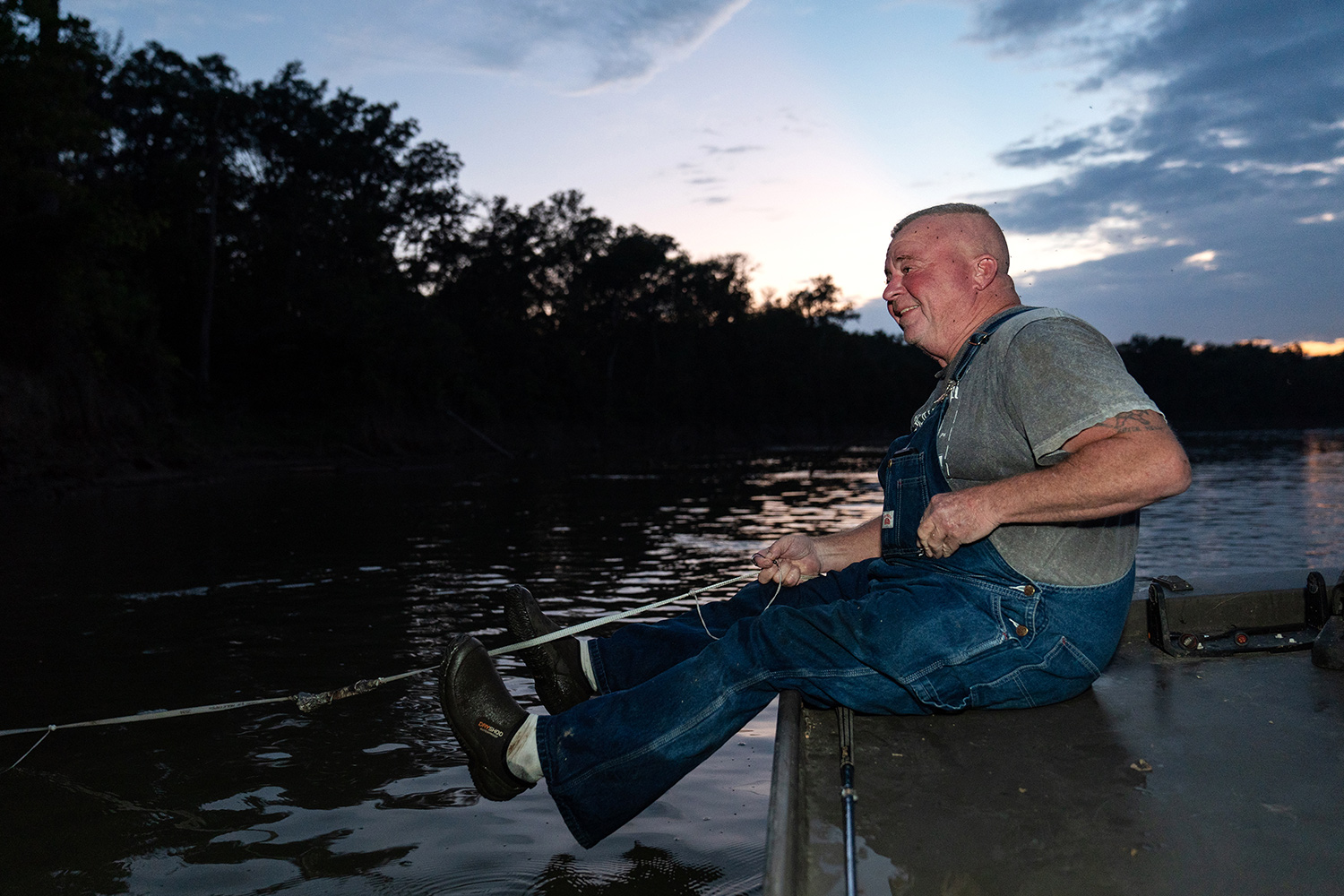 [Titre du site] 24 Photos fascinantes de la trotlinlation du poisson-chat, un art mourant dans le sud