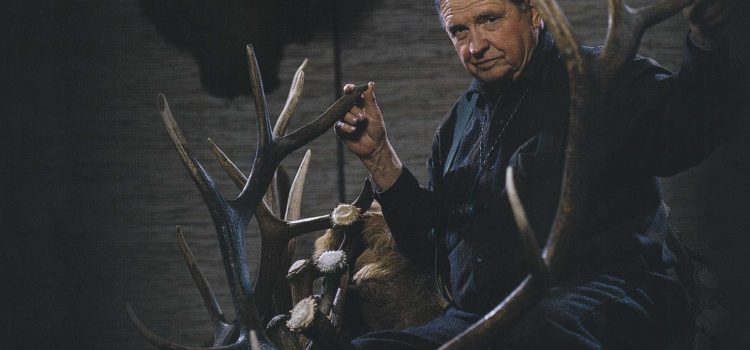 À son époque, cette légende a probablement tiré plus de wapitis sur des terres publiques que n'importe quel chasseur en Amérique du Nord
