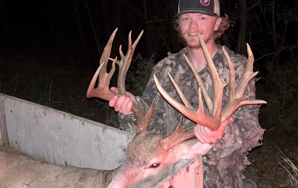 J'ai tiré le plus gros dollar de ma vie avec une arbalète de 10 ans et une seule flèche à mon nom