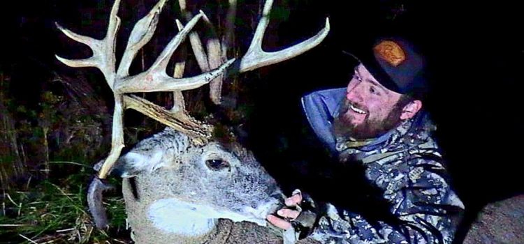 Public-Land Hunter dit que cet énorme mâle de l’Iowa est « le summum de sa vie de chasseur à l’arc » Public-Land Hunter dit que cet énorme mâle de l'Iowa est « le summum de sa vie de chasseur à l'arc »