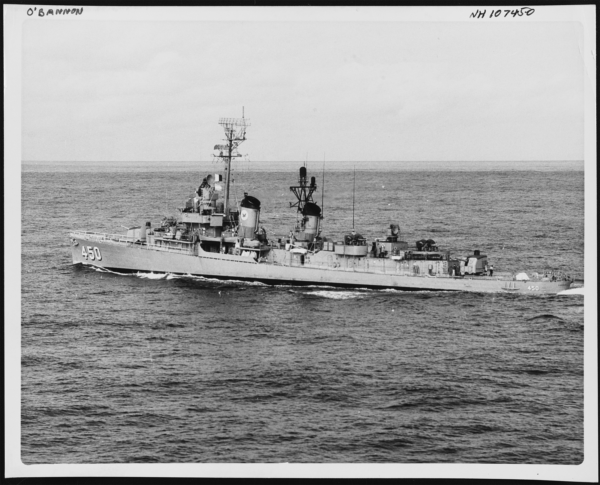 [Titre du site] J'ai chassé des canards depuis un destroyer naval américain pendant la guerre de Corée