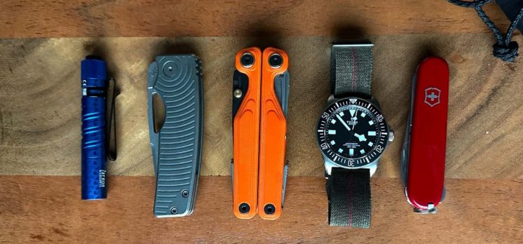 Offres du Black Friday sur les essentiels d’EDC : montres, portefeuilles, lampes de poche et couteaux Offres du Black Friday sur les essentiels d'EDC : montres, portefeuilles, lampes de poche et couteaux