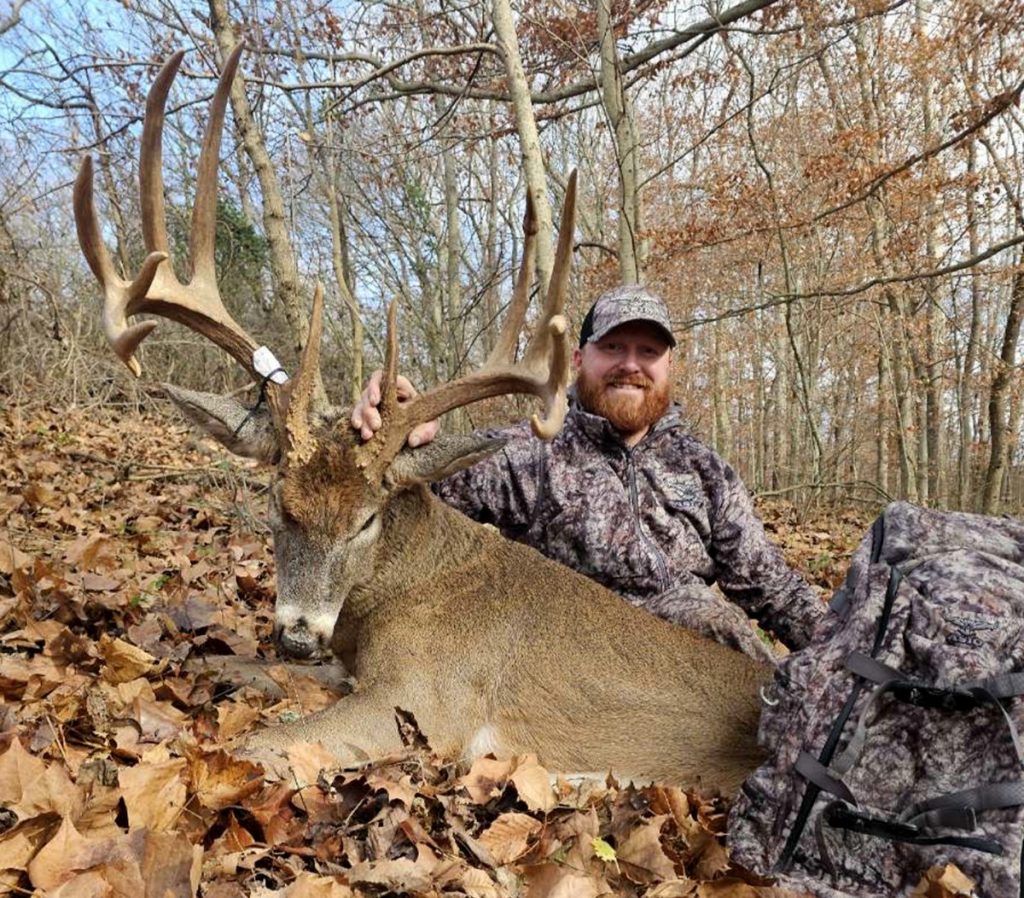 Indiana Hunter étiquette un mâle géant de classe 190 après l'avoir observé pendant 4 ans – et lui avoir manqué une fois