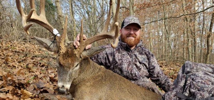 Indiana Hunter étiquette un mâle géant de classe 190 après l'avoir observé pendant 4 ans – et lui avoir manqué une fois
