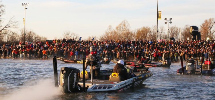 Les World Series of Pro Bass Fishing auront lieu cet automne, avec les plus gros gains de l'histoire de ce sport.
