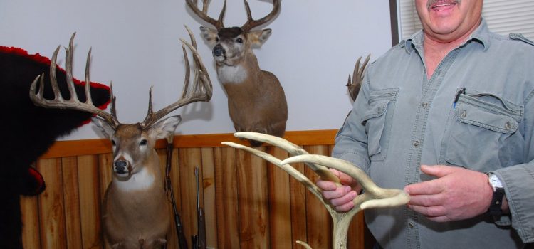 Milo Hanson, l'agriculteur de la Saskatchewan qui a remporté le plus gros dollar de tous les temps, décède à 81 ans
