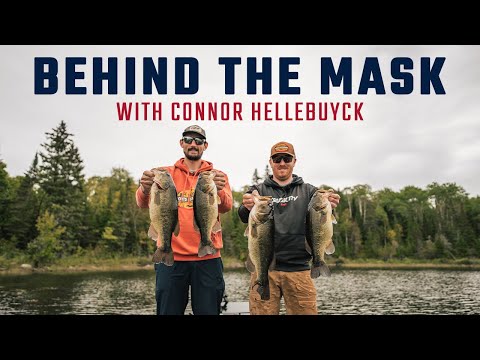 [Titre du site] L'histoire du casque de gardien recouvert de basses de l'olympien Connor Hellebuyck