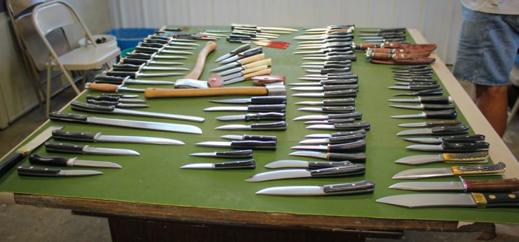 Un fabricant de couteaux du Michigan ferme boutique après avoir admis utiliser de l'acier chinois et l'avoir étiqueté comme étant fabriqué aux États-Unis
