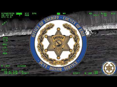 [Titre du site] Des pêcheurs de glace bloqués ont été sauvés à un kilomètre au large après la séparation de la calotte glaciaire du continent