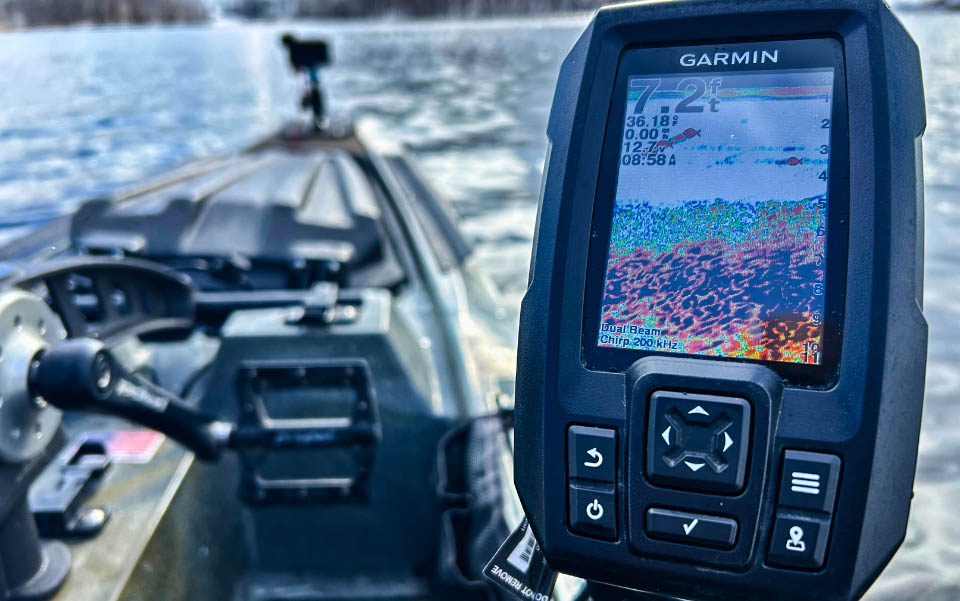 Test du Garmin Striker 4 : un détecteur de poissons à petit budget pour les kayaks et les petits bateaux