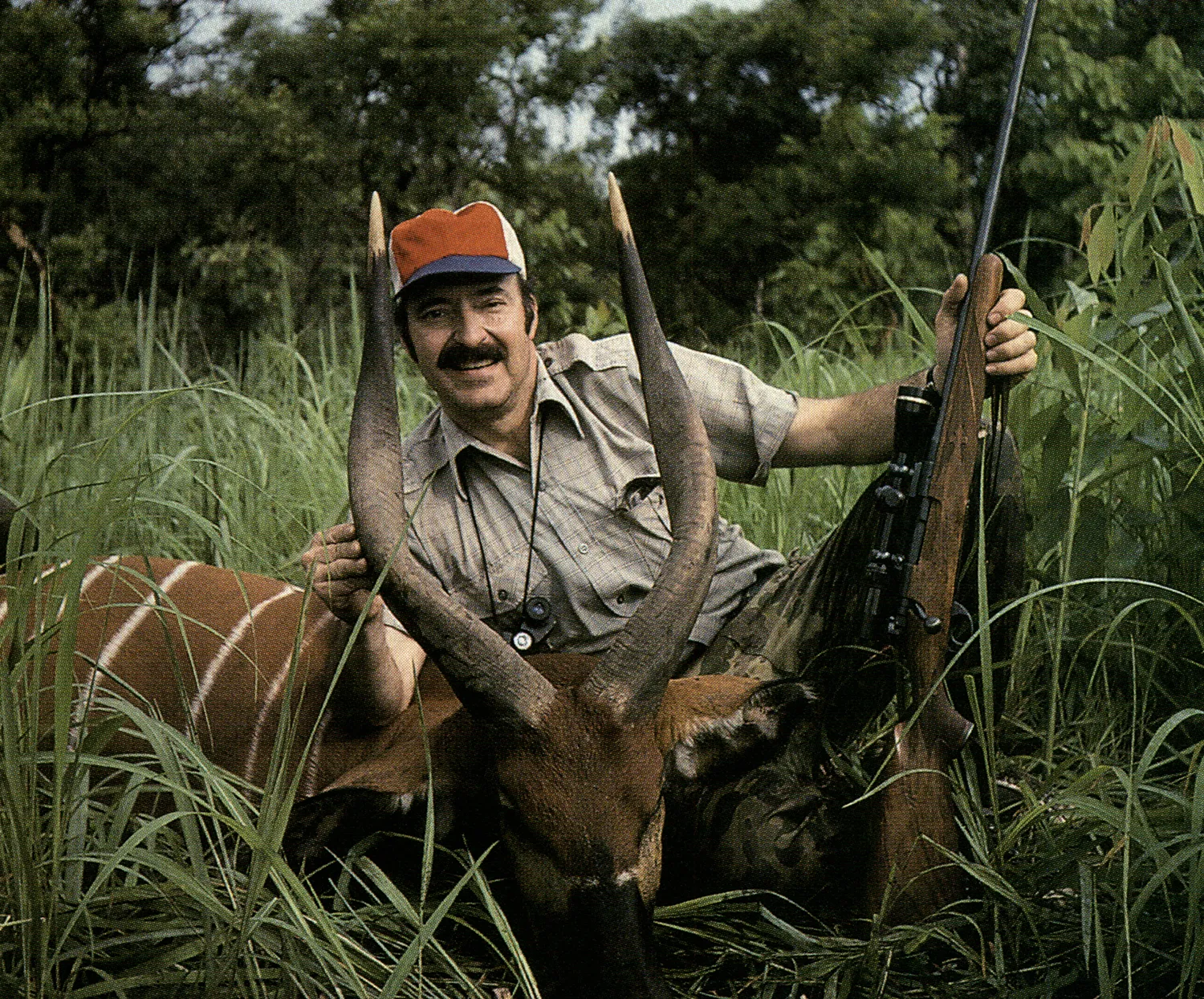 [Titre du site] Un amateur de plein air légendaire choisit ses fusils de chasse préférés