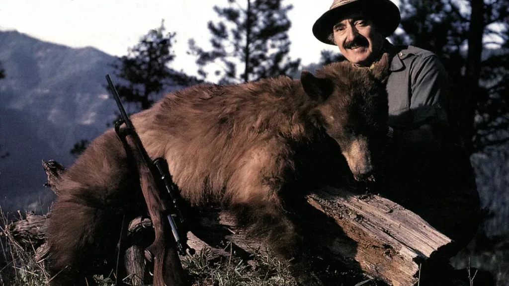 Un amateur de plein air légendaire choisit ses fusils de chasse préférés