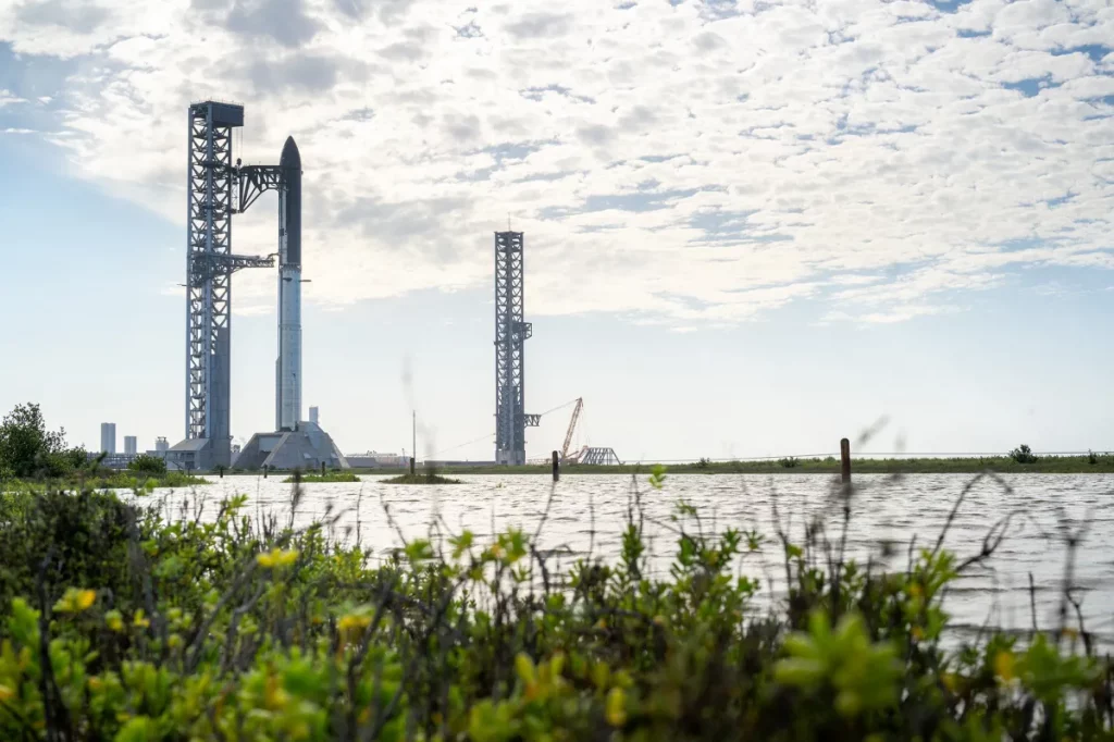 SpaceX a conclu un accord public d'échange de terrains avec l'USFWS. Maintenant, les groupes environnementaux portent plainte
