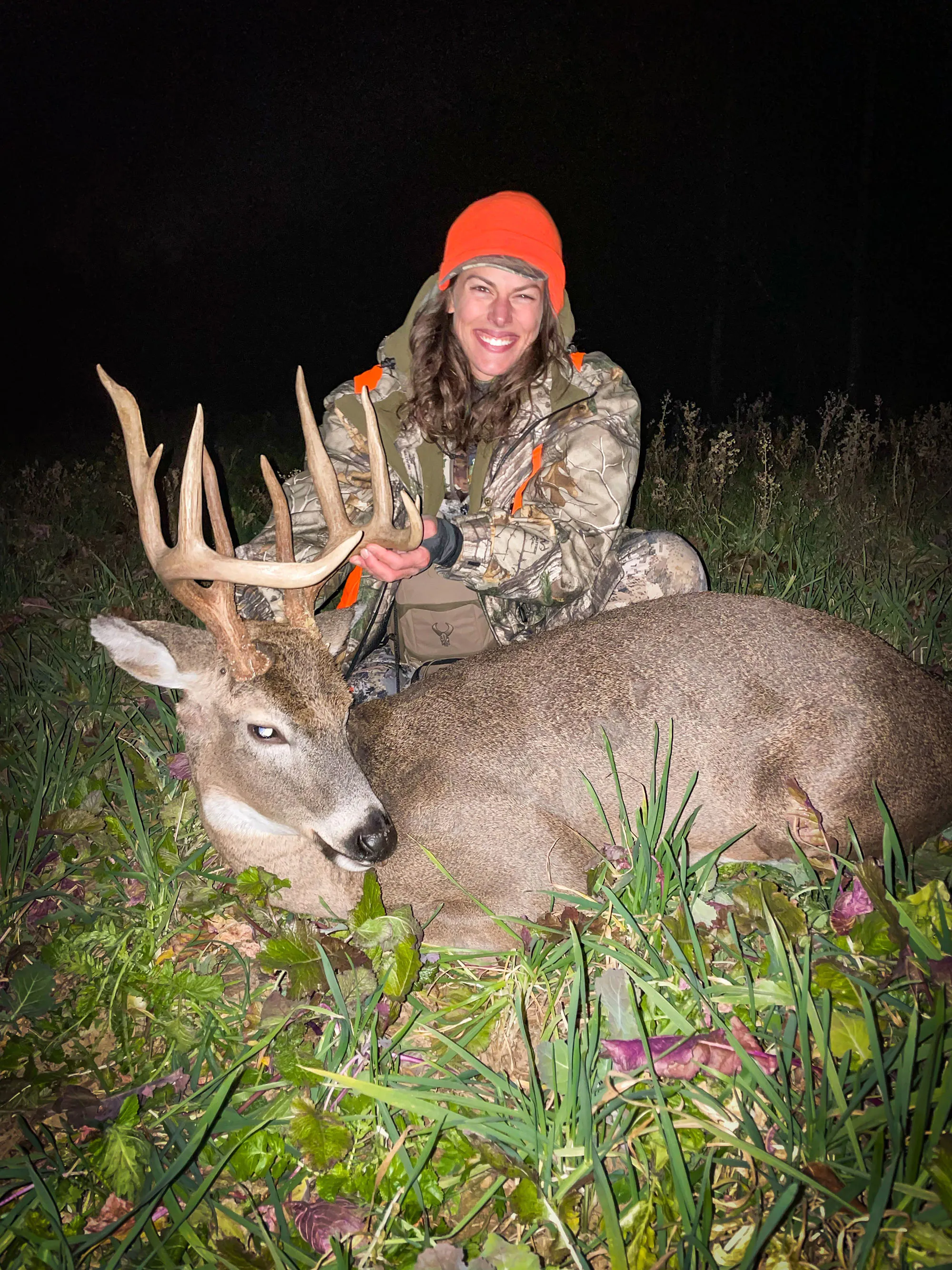 Un chasseur avec un mâle de l'Indiana.