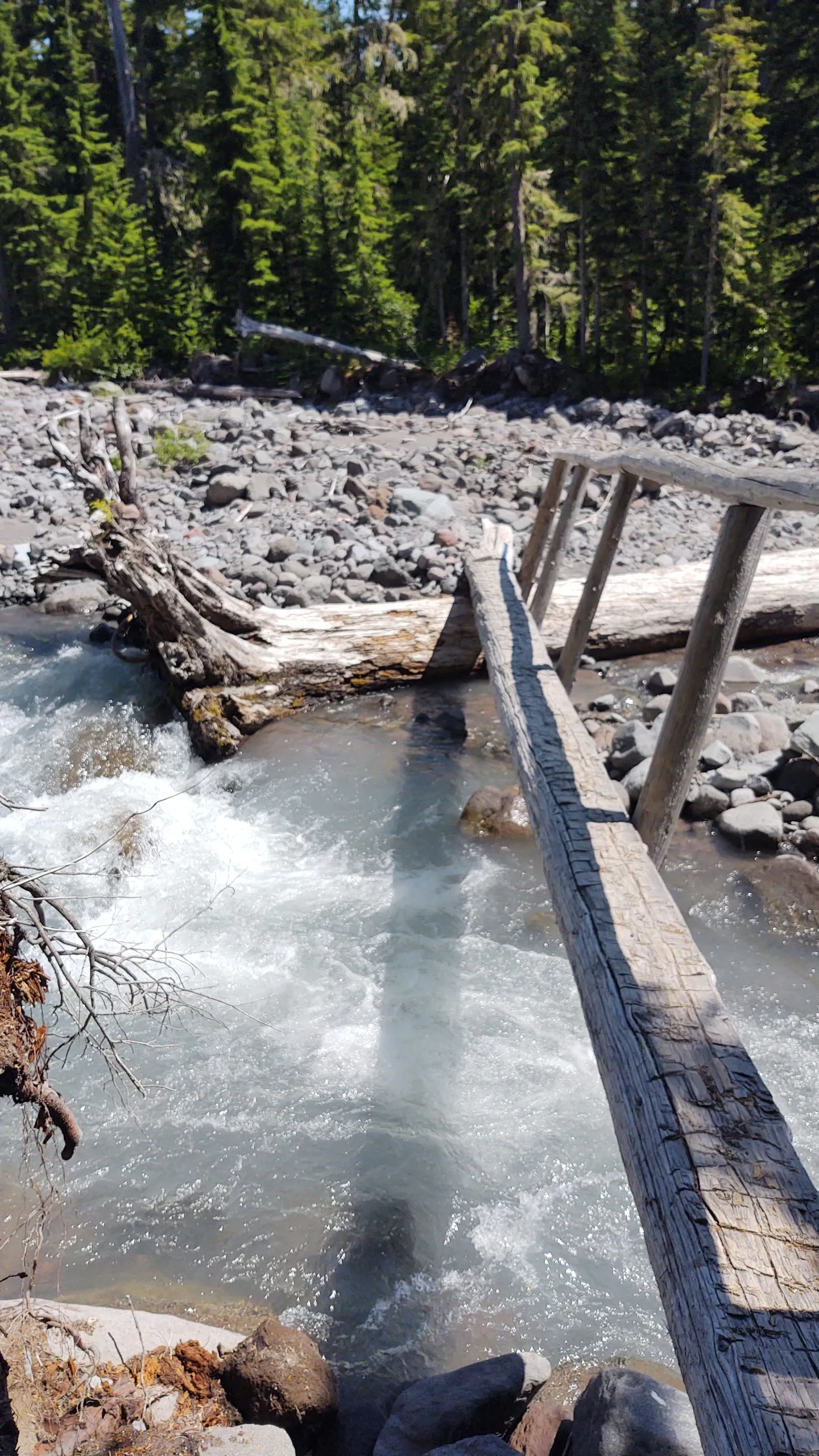 Pont traversant Pyramid Creek