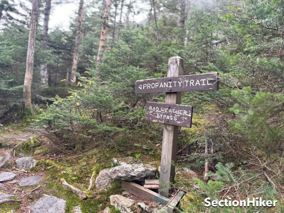 Le Profanity Trail est un sentier rempli de roches qu'il vaut mieux parcourir.