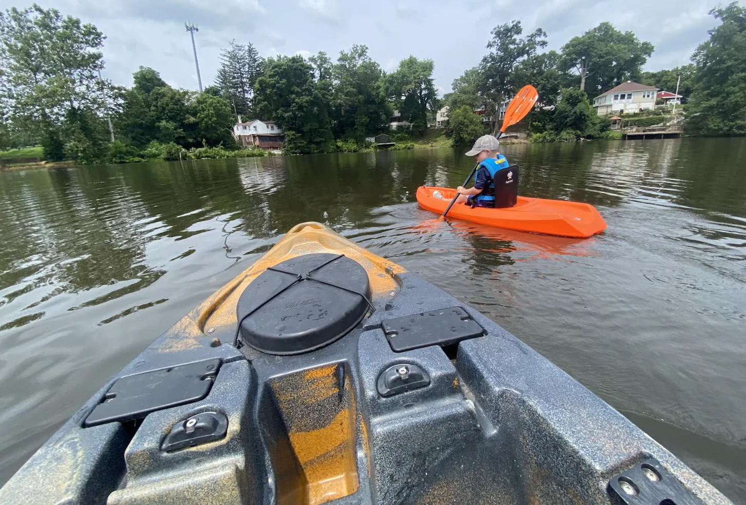 pêche en kayak pour enfants