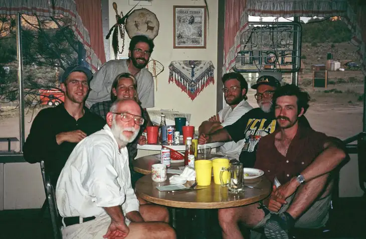 Ed Faubert et les randonneurs chez Grumpy Bears