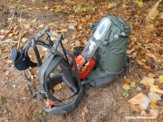 Les sacs à dos Breakaway sont parfaits pour transporter des charges lourdes ou de taille inconfortable. Cette tronçonneuse est par exemple assez confortable à transporter. 