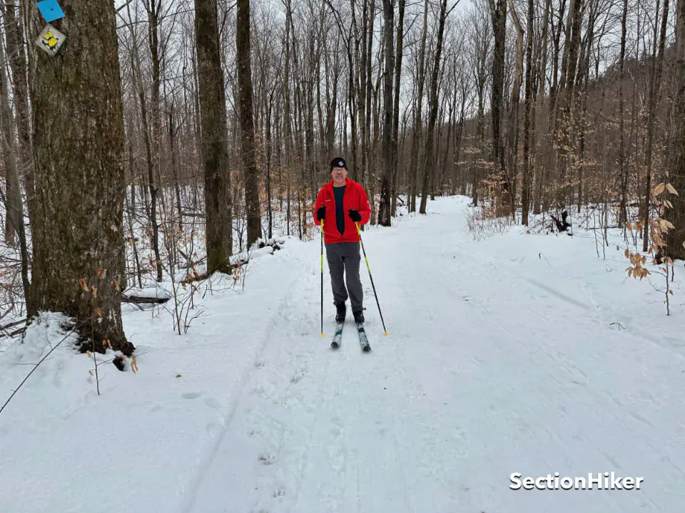 Skier une section du sentier Catamount