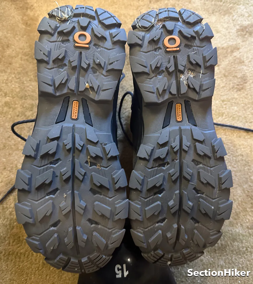 Les bottes OBOZ Bridge Ridge GTX ont des pattes de semelle extérieure de 5 mm offrant une excellente traction.