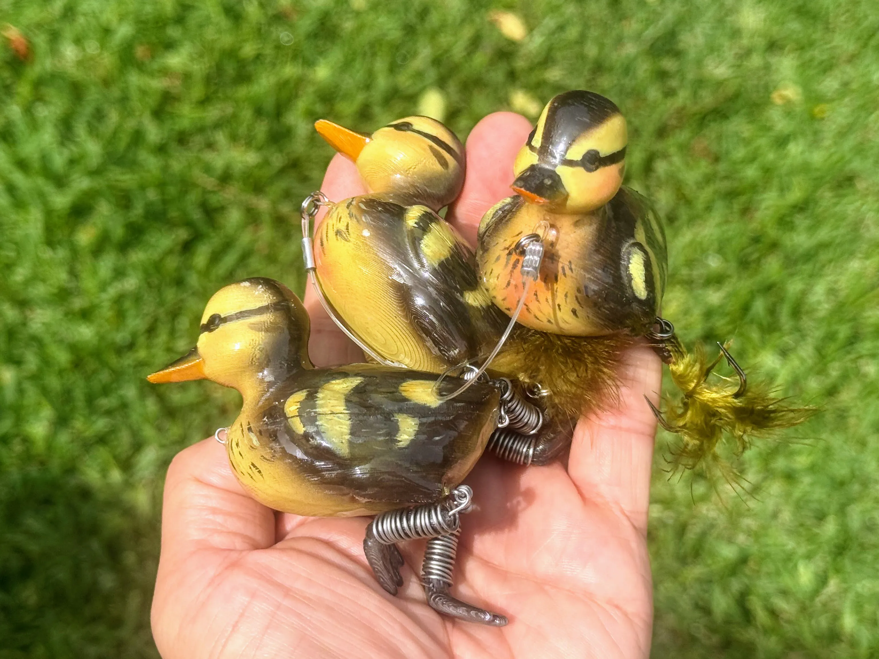 Une poignée de leurres de cankling imprimés en 3D.