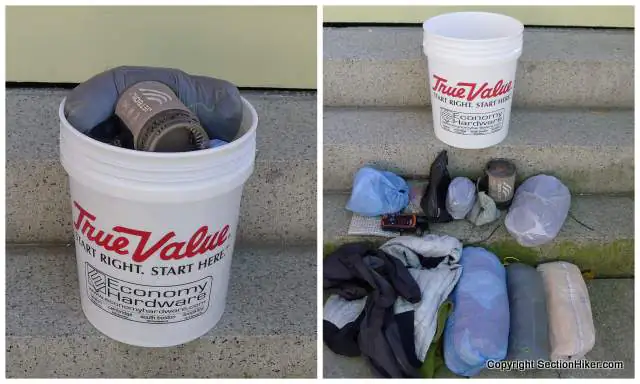 Le contenu d'une liste de vitesses ultra-légers s'intègre dans un seau en plastique de 5 gallons