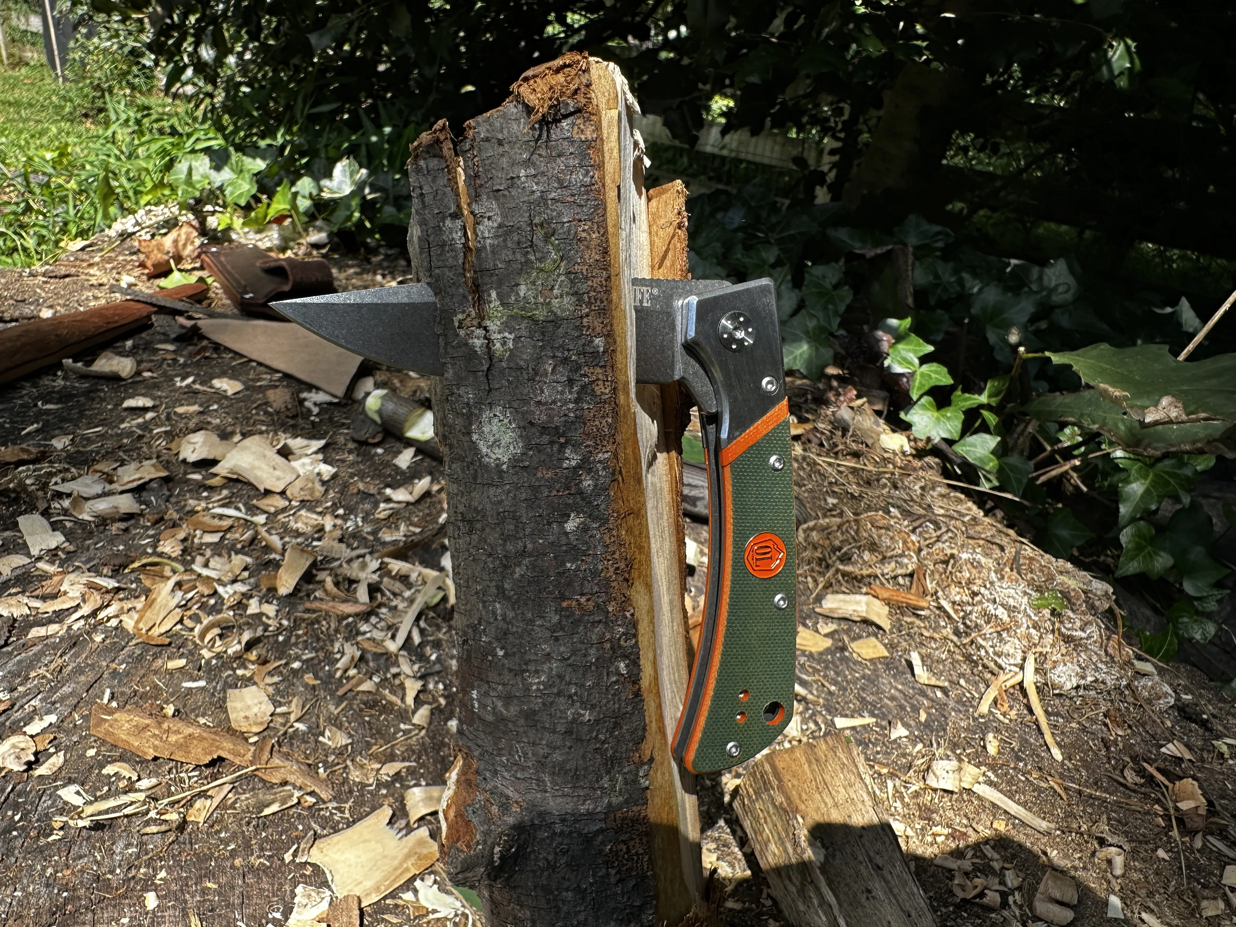 Batonage avec un couteau pliant
