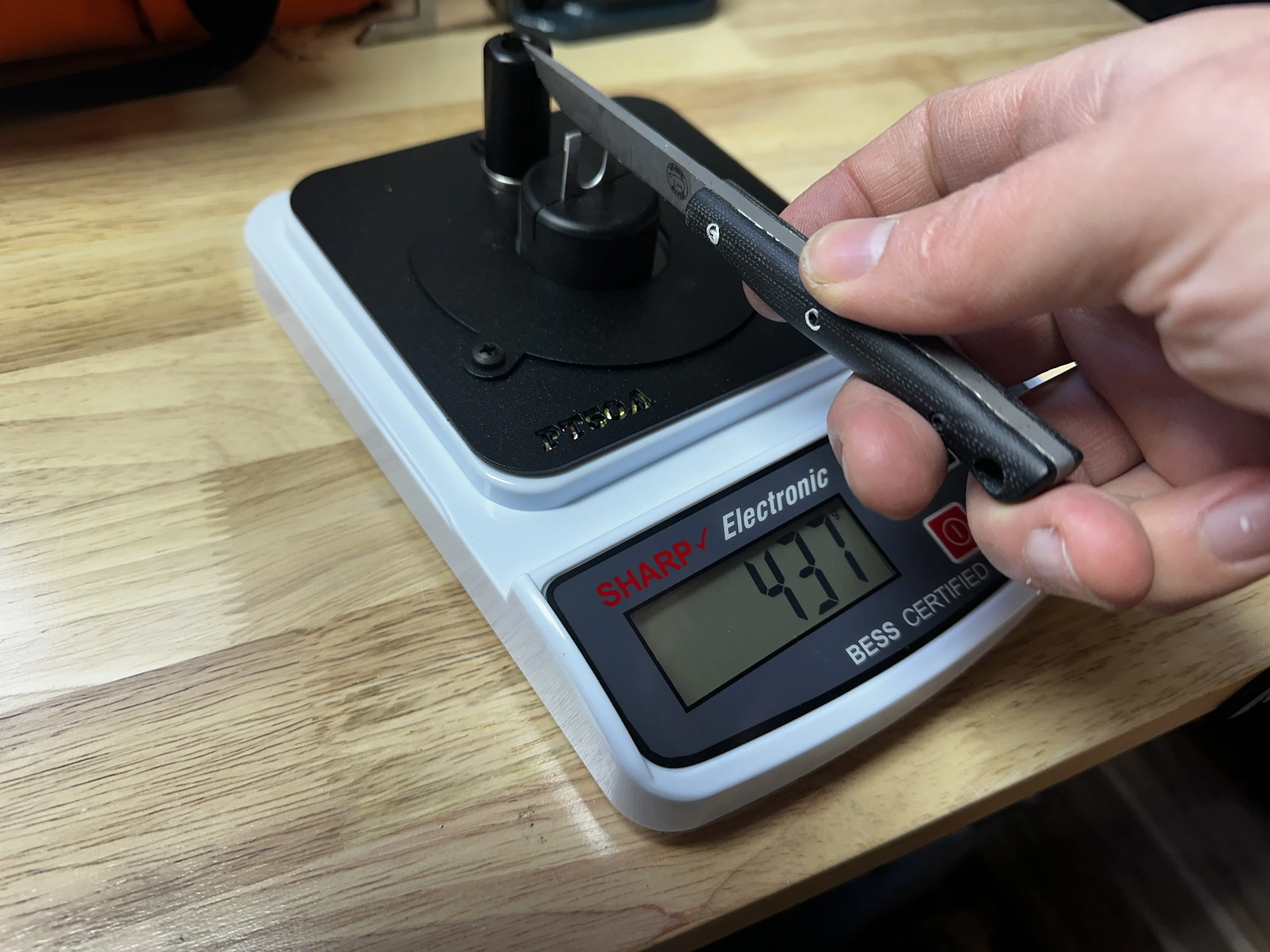 Utilisation du testeur d'affûtage des couteaux BESS