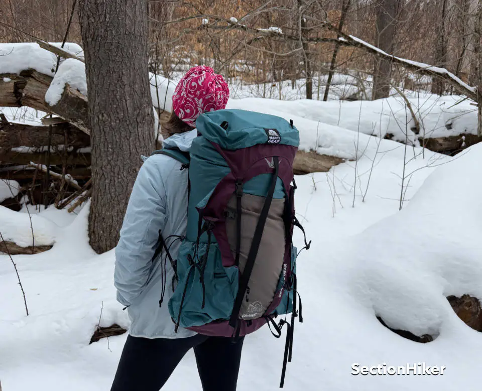 La coupe de la veste est à la fois flatteuse et fonctionnelle