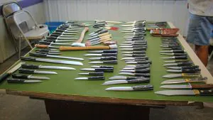 Un fabricant de couteaux du Michigan ferme boutique après avoir admis utiliser de l'acier chinois et l'avoir étiqueté comme étant fabriqué aux États-Unis